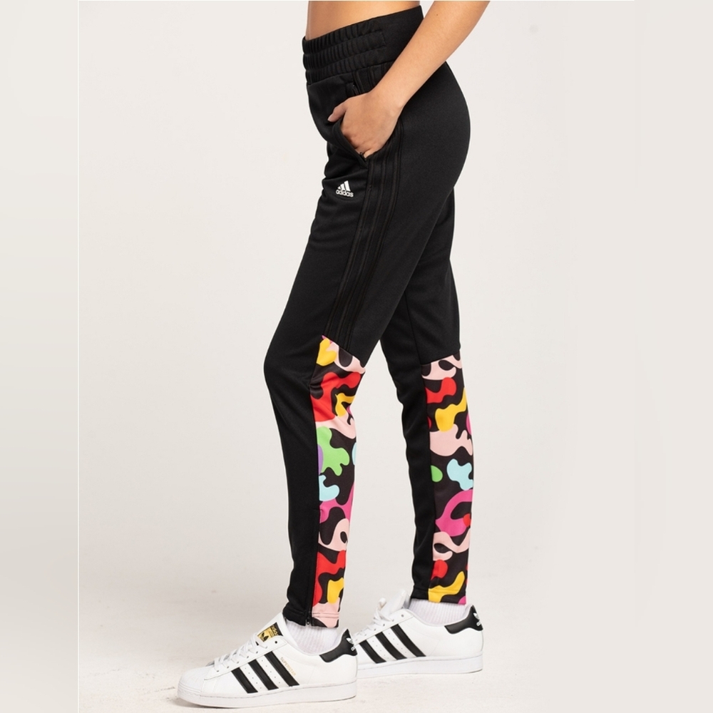 NWT Adidas Women's Love Unites Rich Mnisi Training Tiro Pants, Size M